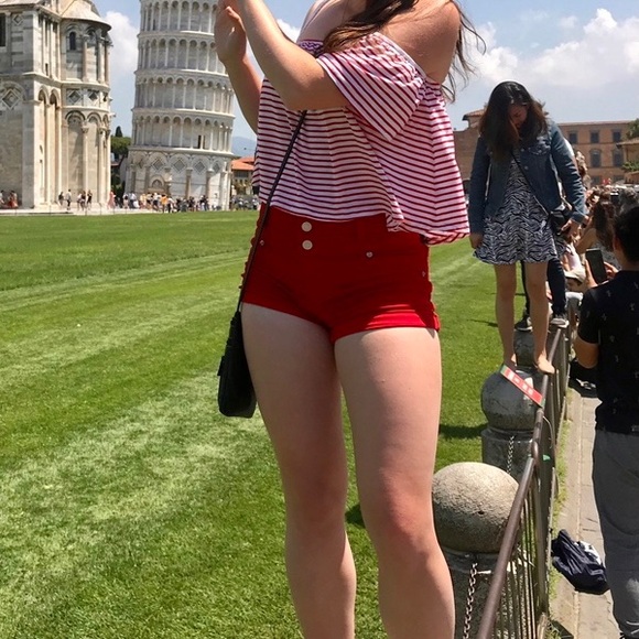 Women’s Mossimo Supply Co. Bright Red High Rise Short. Size 4/27. - Picture 2 of 13